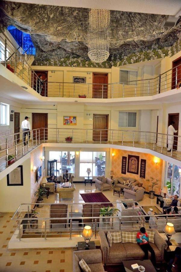 Holiday Grand Resort Bhurban Murree Eksteriør billede