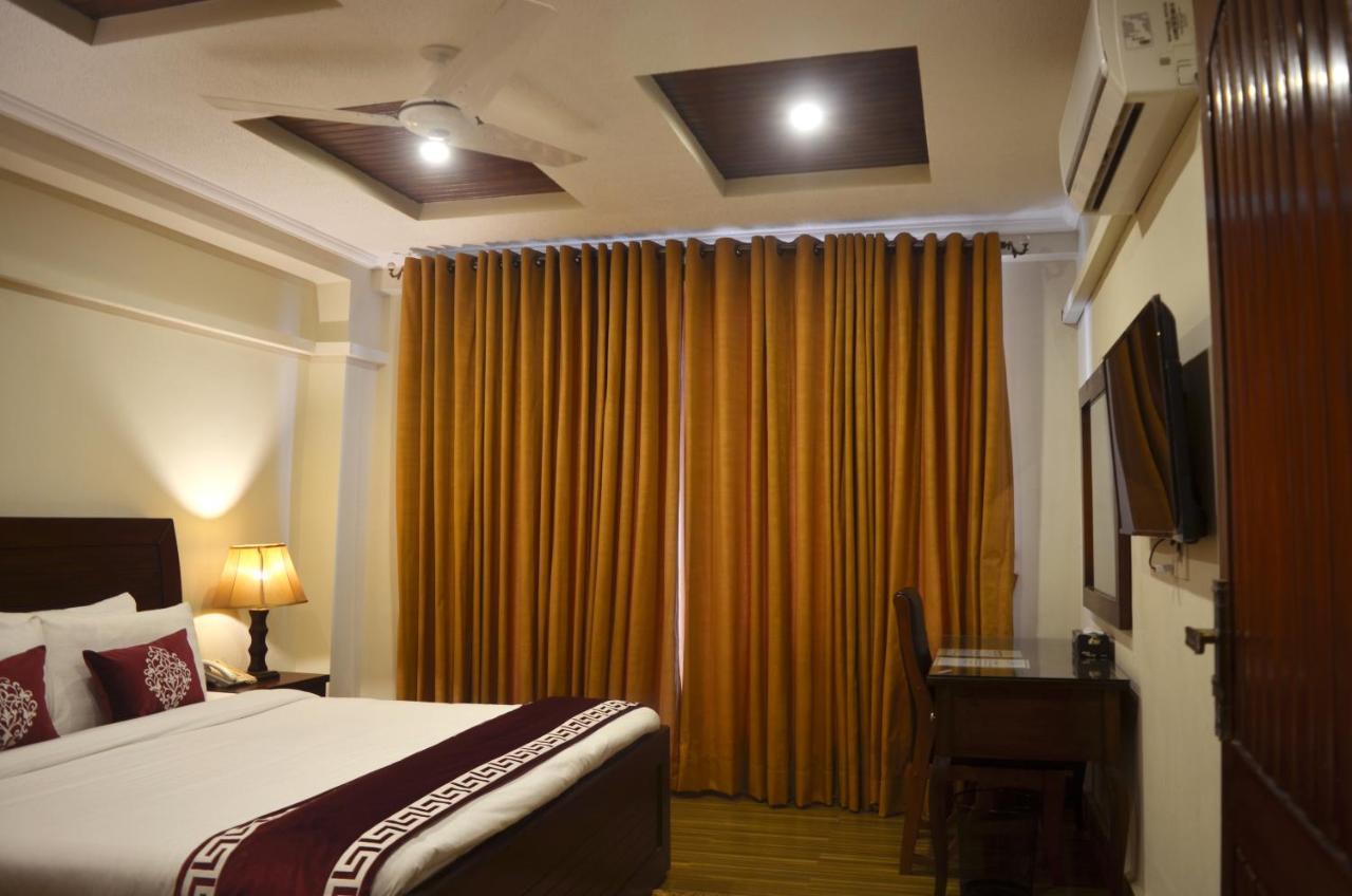 Holiday Grand Resort Bhurban Murree Eksteriør billede