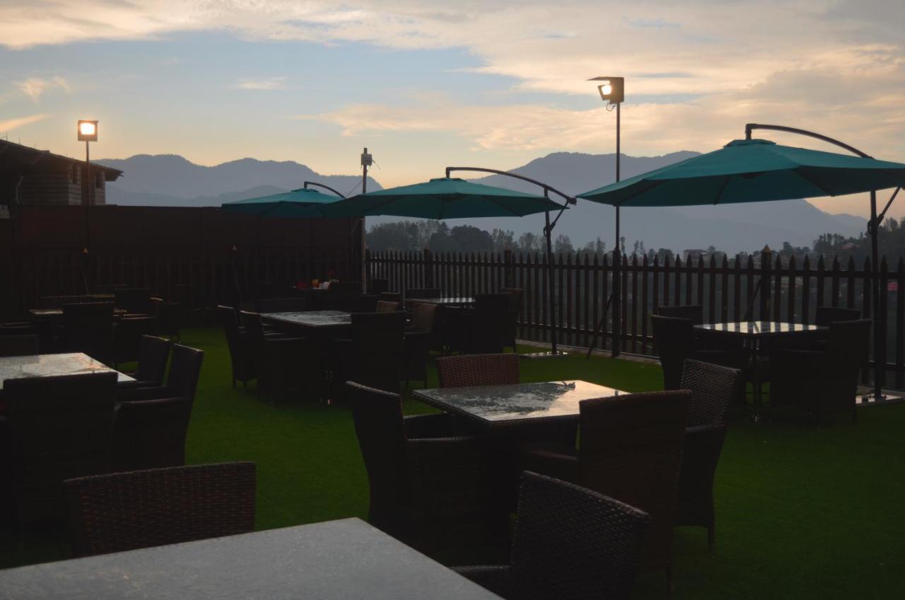 Holiday Grand Resort Bhurban Murree Eksteriør billede